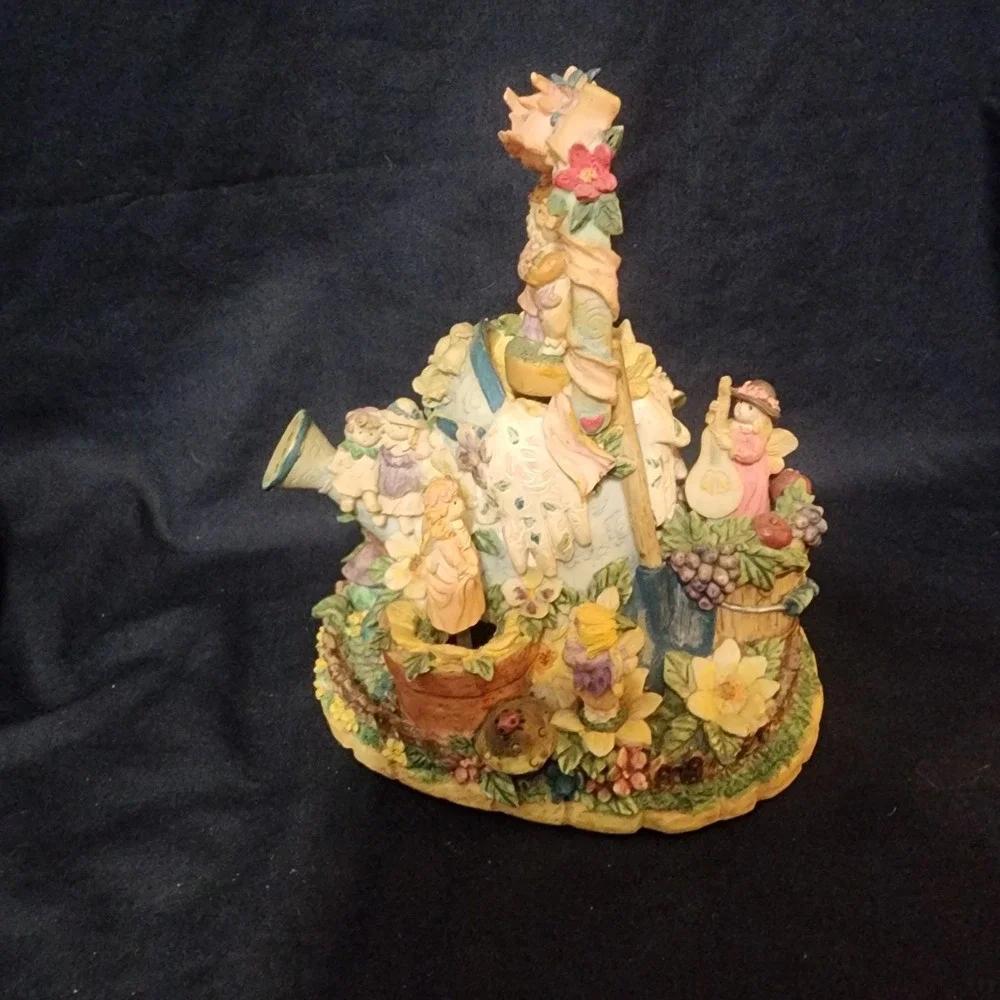 Tune Wind Beneath My Wings Music Figurine Fairies,‎ Water Pitcher, Mushroom
